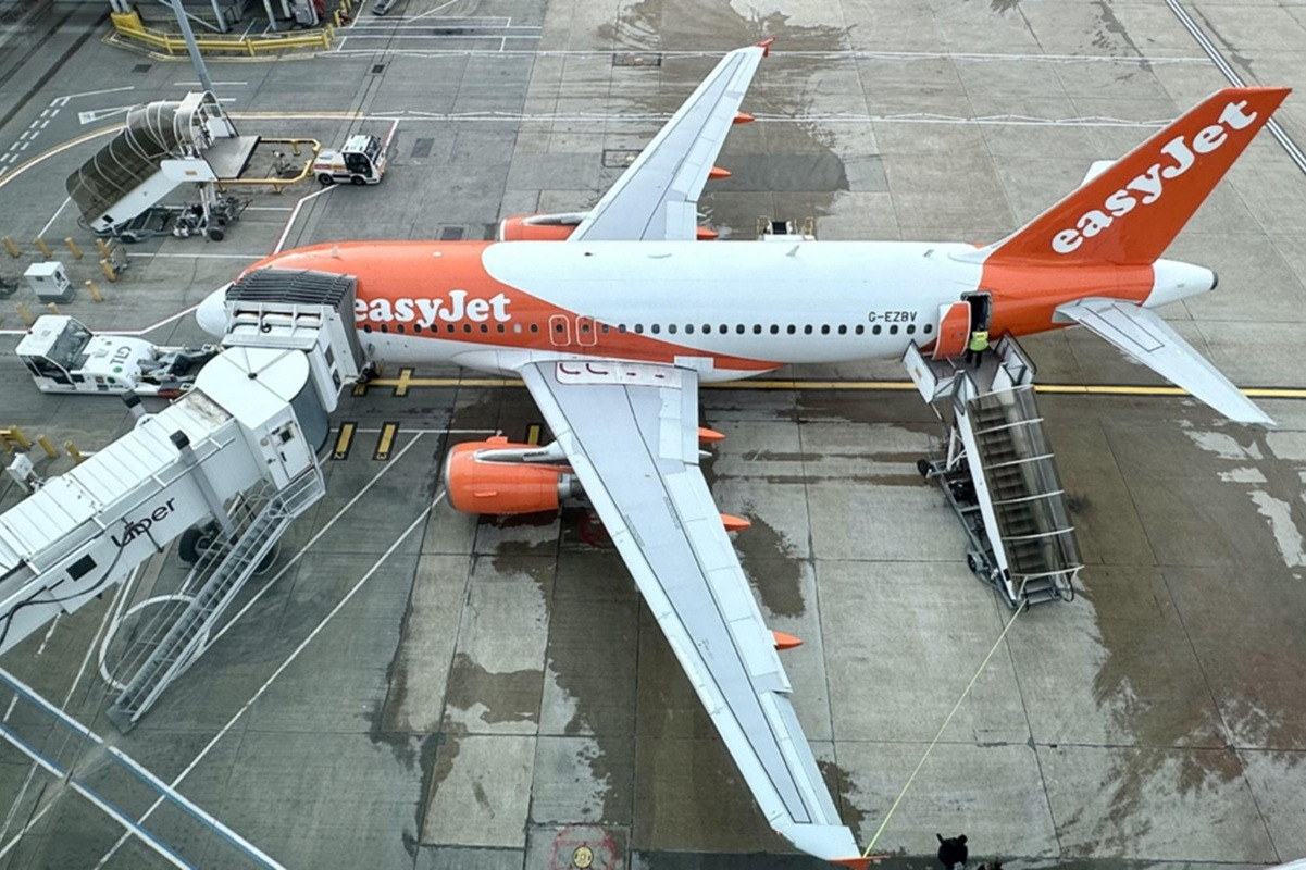 easyJet 1