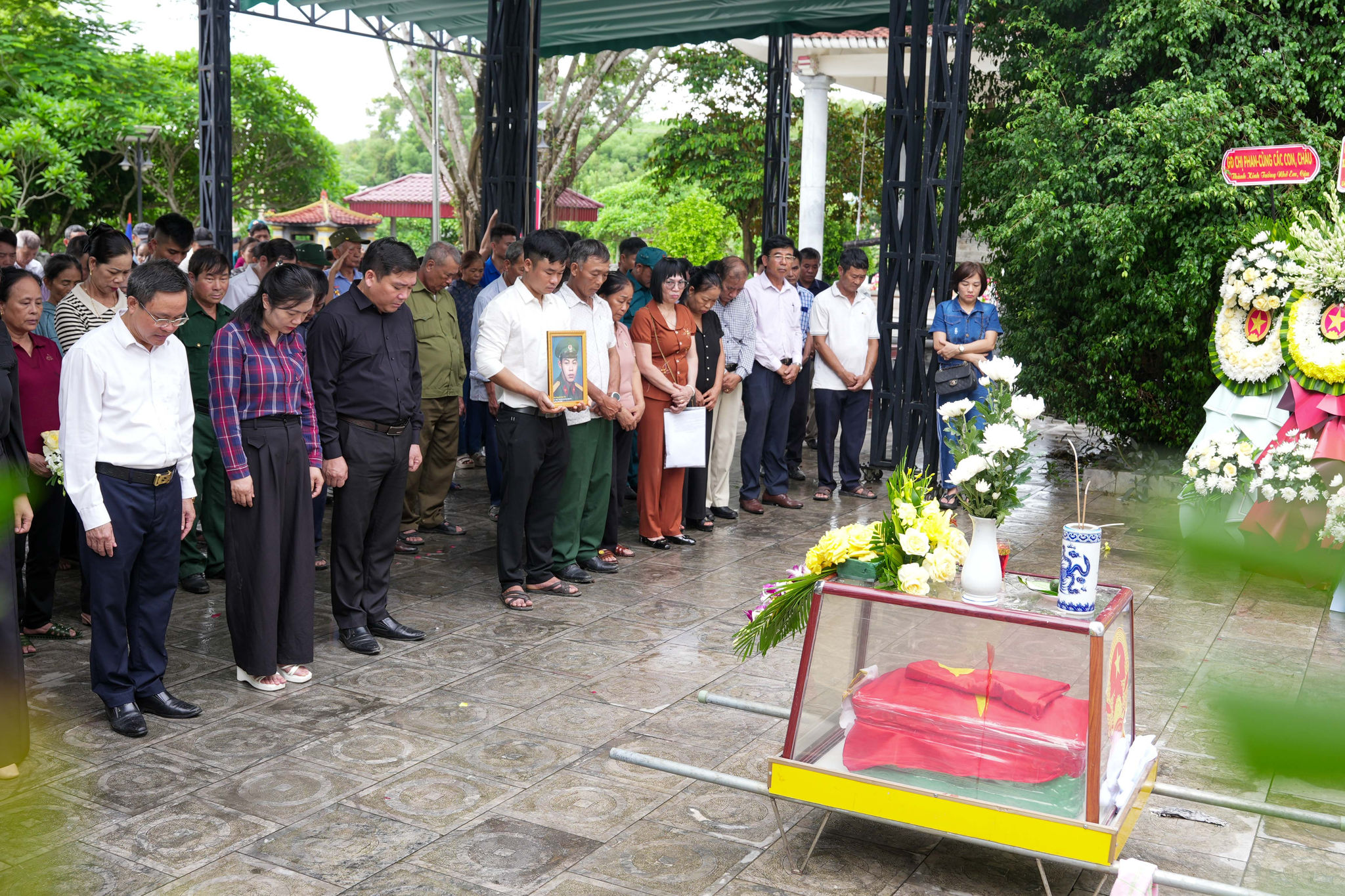 Liệt sỹ Nguyễn Hữu Tân được gia đình đưa về quê nhà sau 45 năm nằm tại Nghĩa trang liệt sỹ Long Khánh (Đồng Nai).
