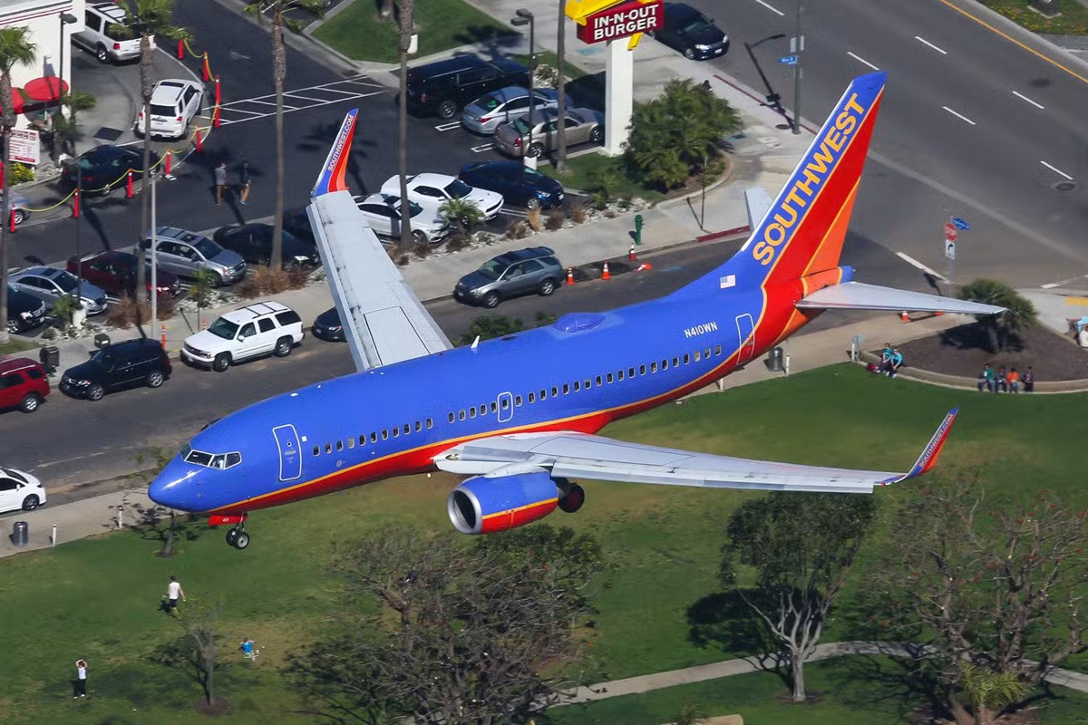 Southwest Airlines 1