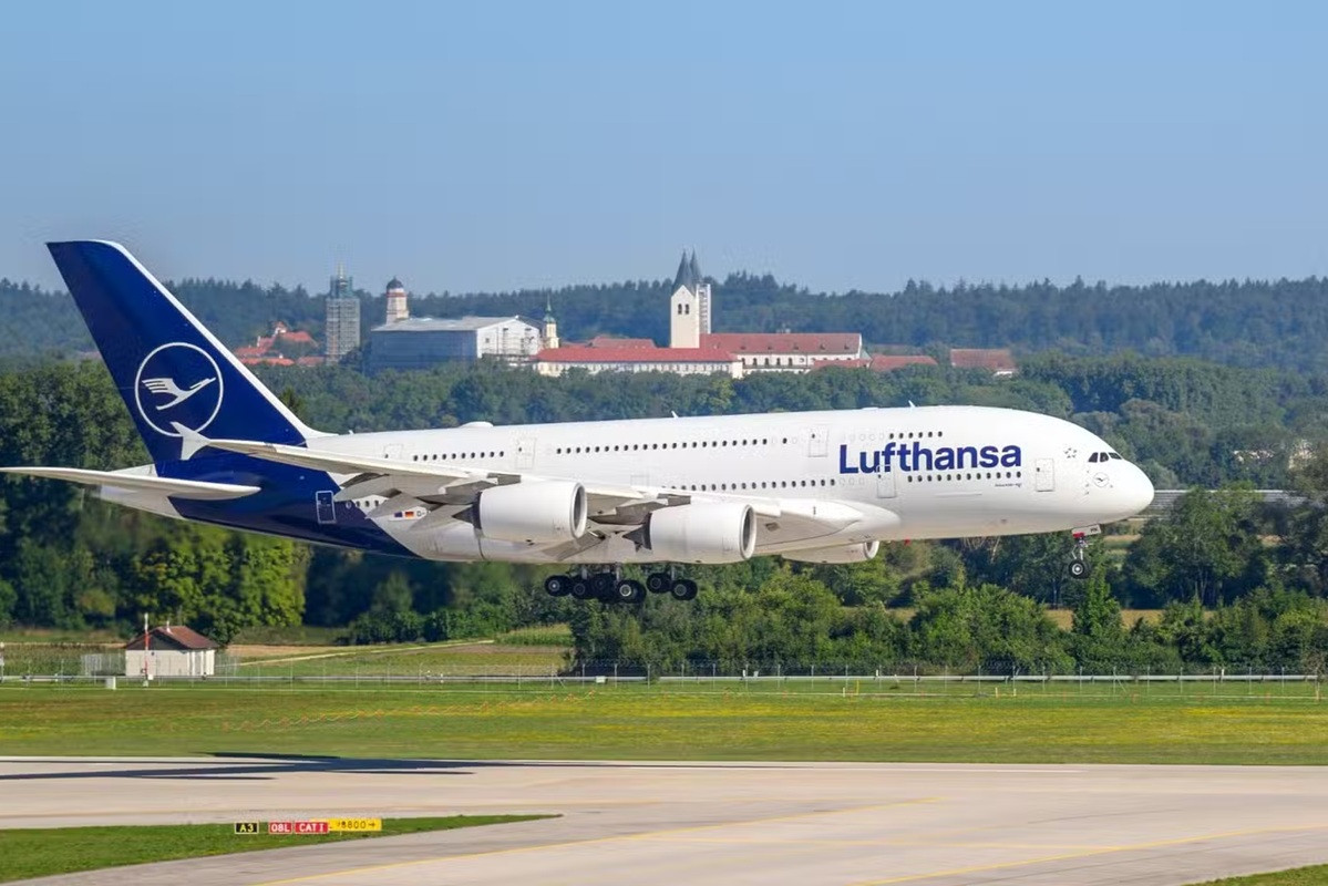 Airbus A380 cua Lufthansa 1