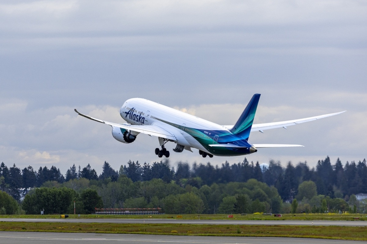 Alaska Airlines 
