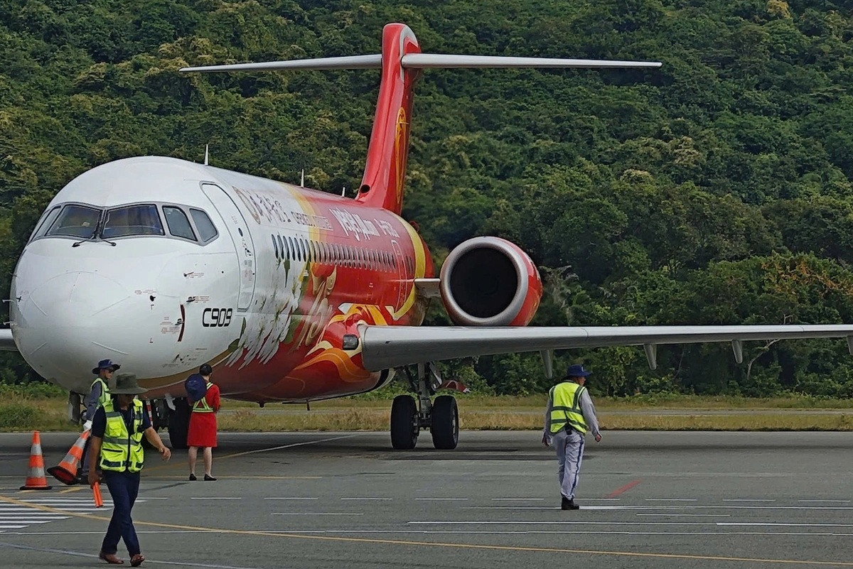 c909 vietjet