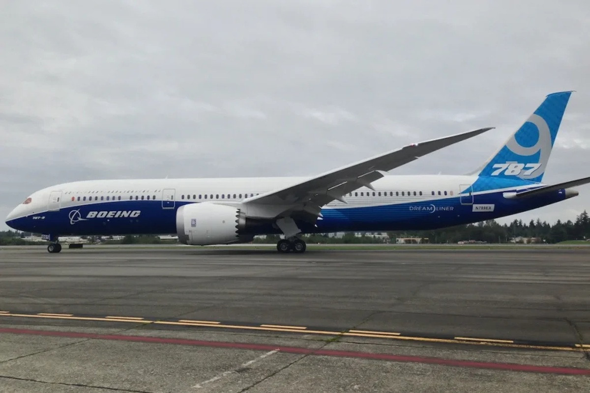 Boeing 787