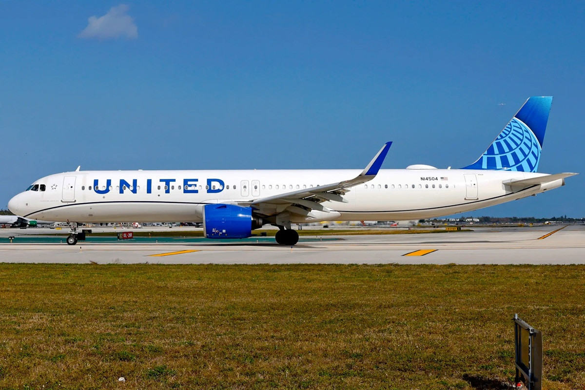 United Airlines 2