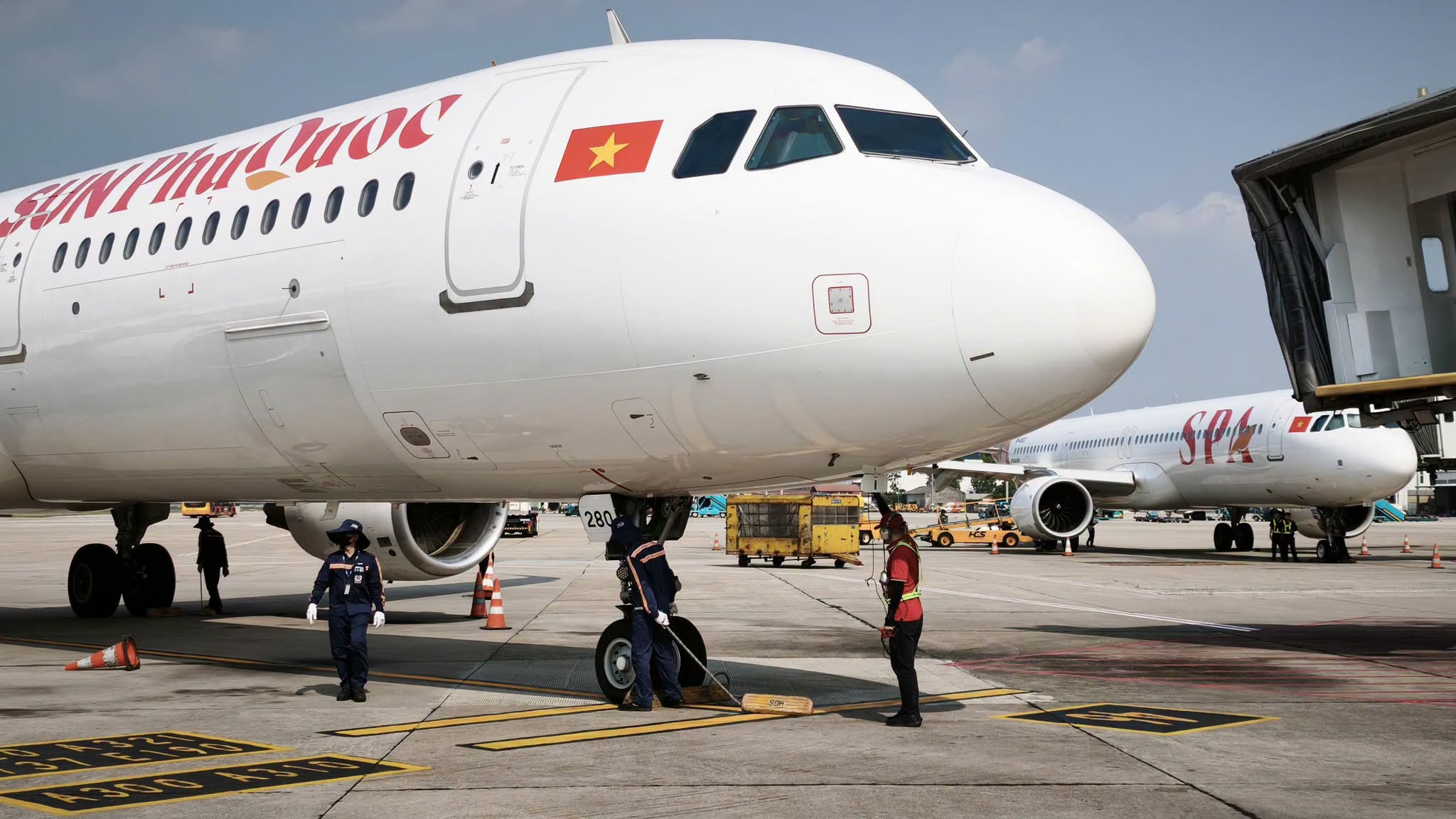 Sun PhuQuoc Airways 8
