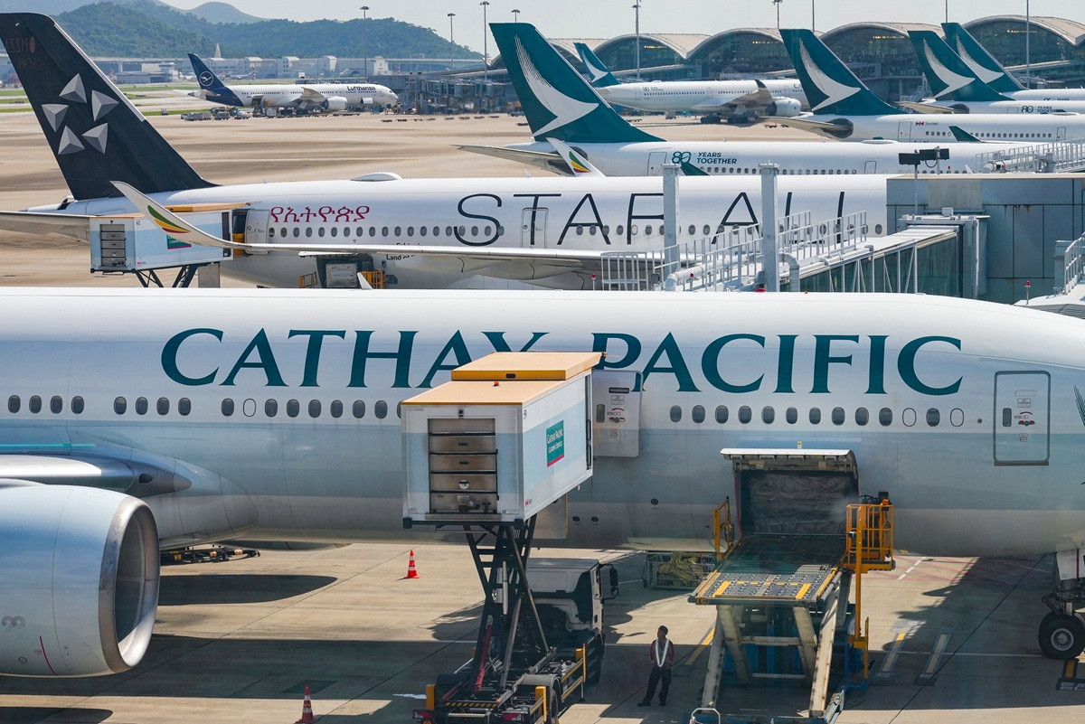 Cathay Pacific 3