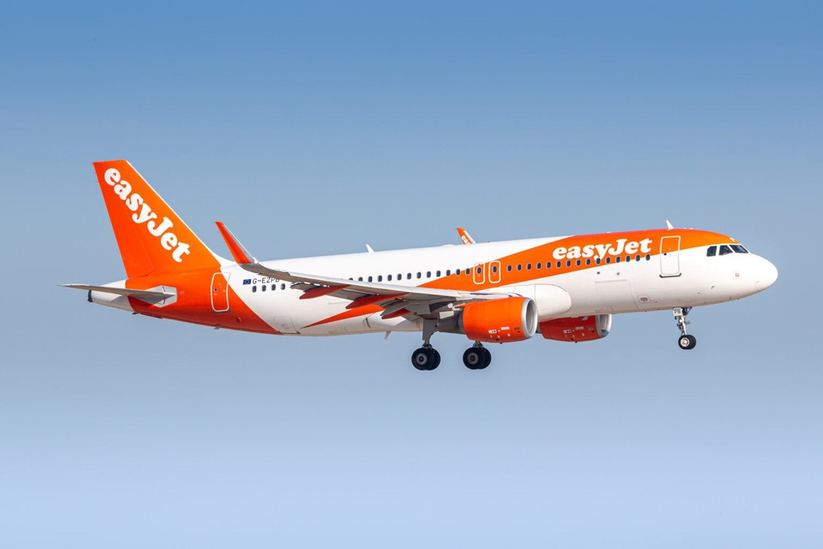 easyJet 1