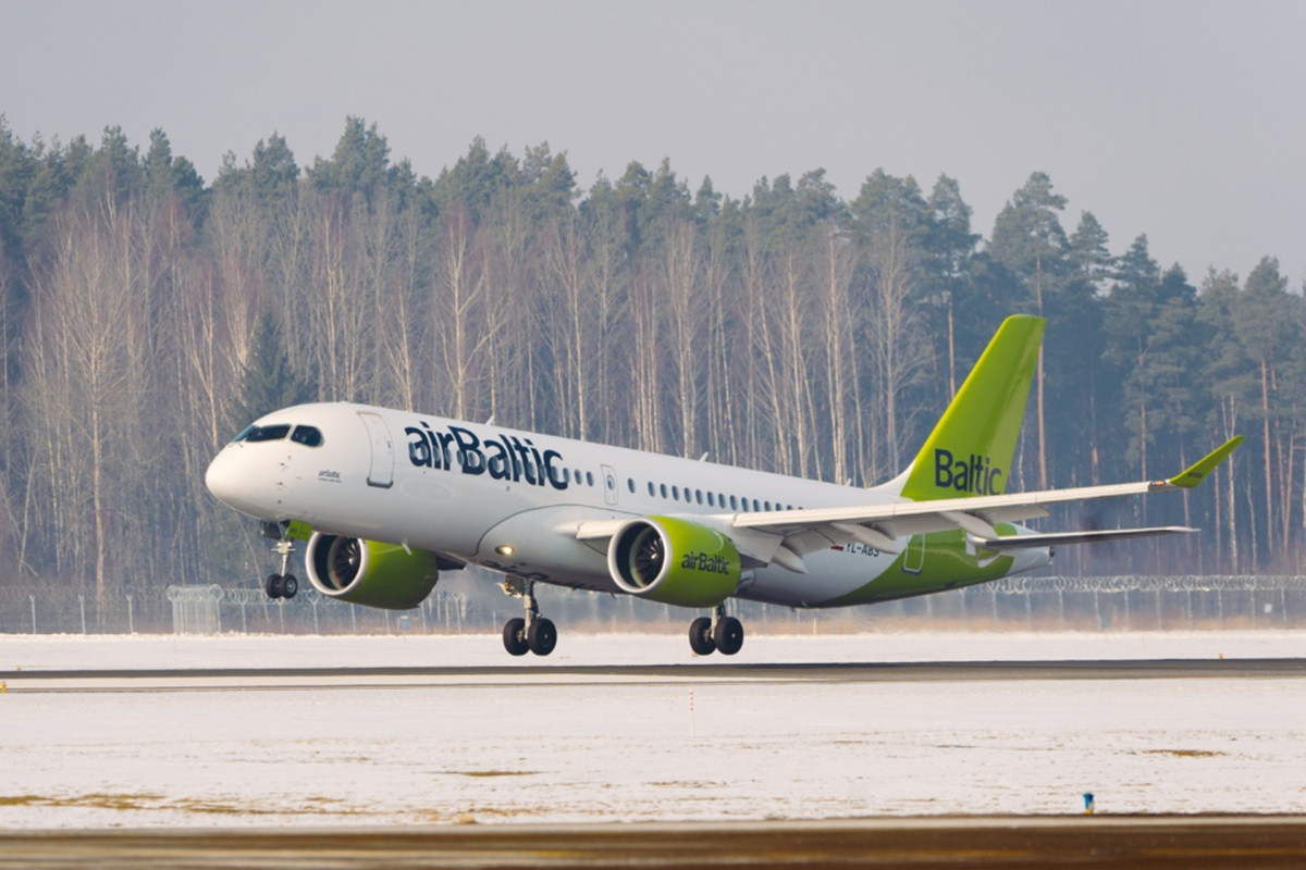 airBaltic 1