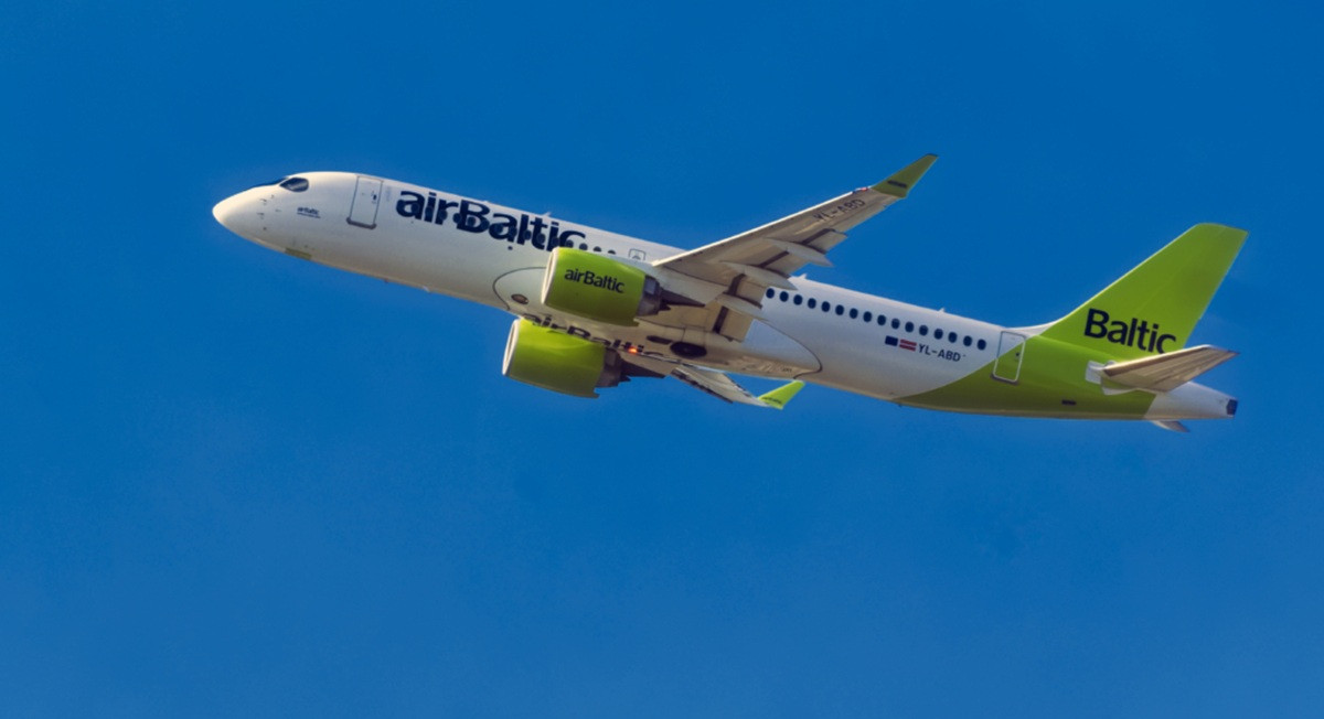 airBaltic 3