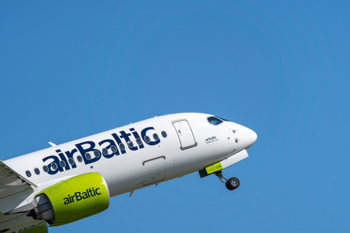 airBaltic 4