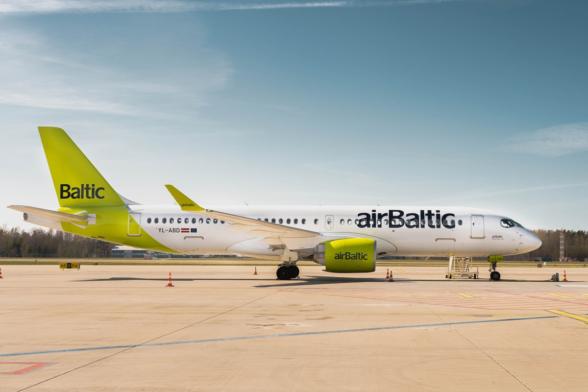 airBaltic 6