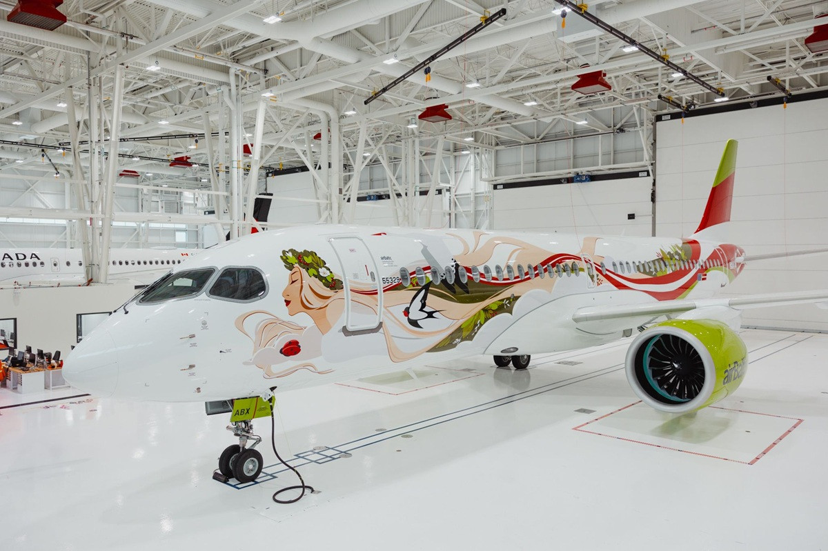 airBaltic 7