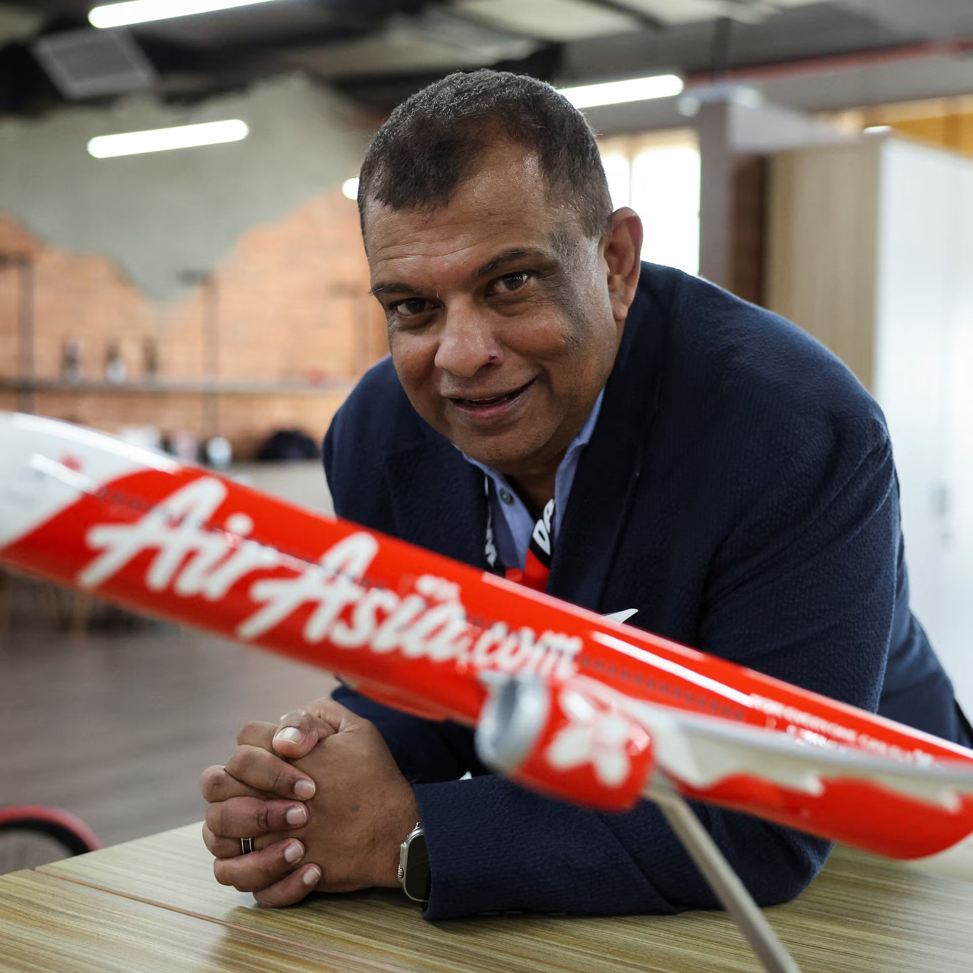 Ong Tony Fernandes
