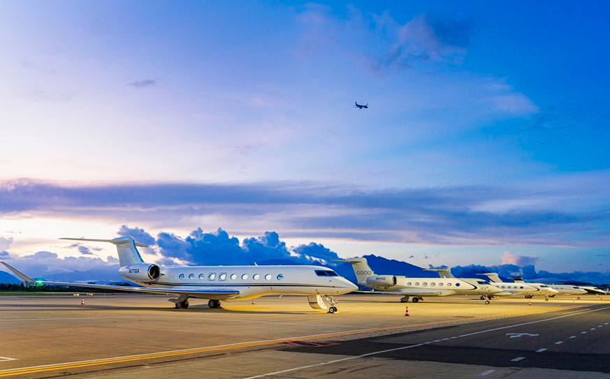 Loạt máy bay Gulfstream tại sân bay Đà Nẵng 1