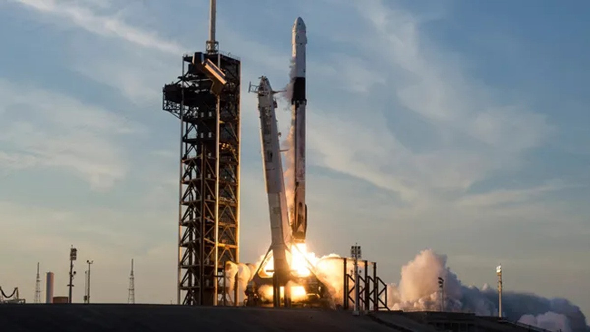SpaceX 1