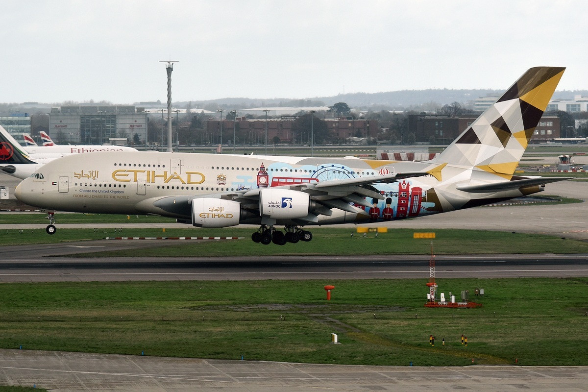 Etihad Airways 4