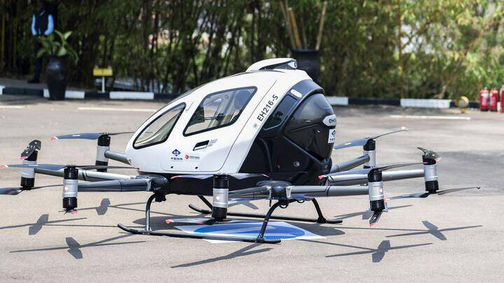 icdn.24h.com.vn-upload-3-2026-images-2026-09-29-_1790688188-8e40314206-taxi-bay-ehang-01-33-width720height405.jpg