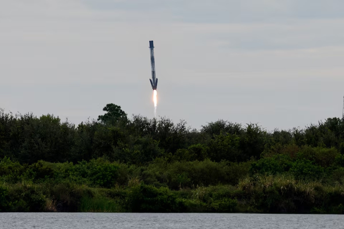 SpaceX 1