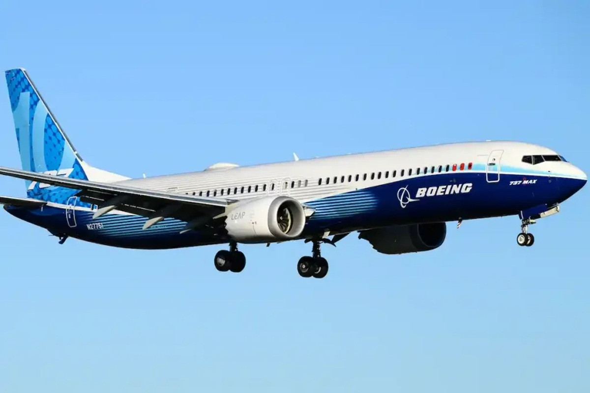 Boeing 737 MAX 10 1