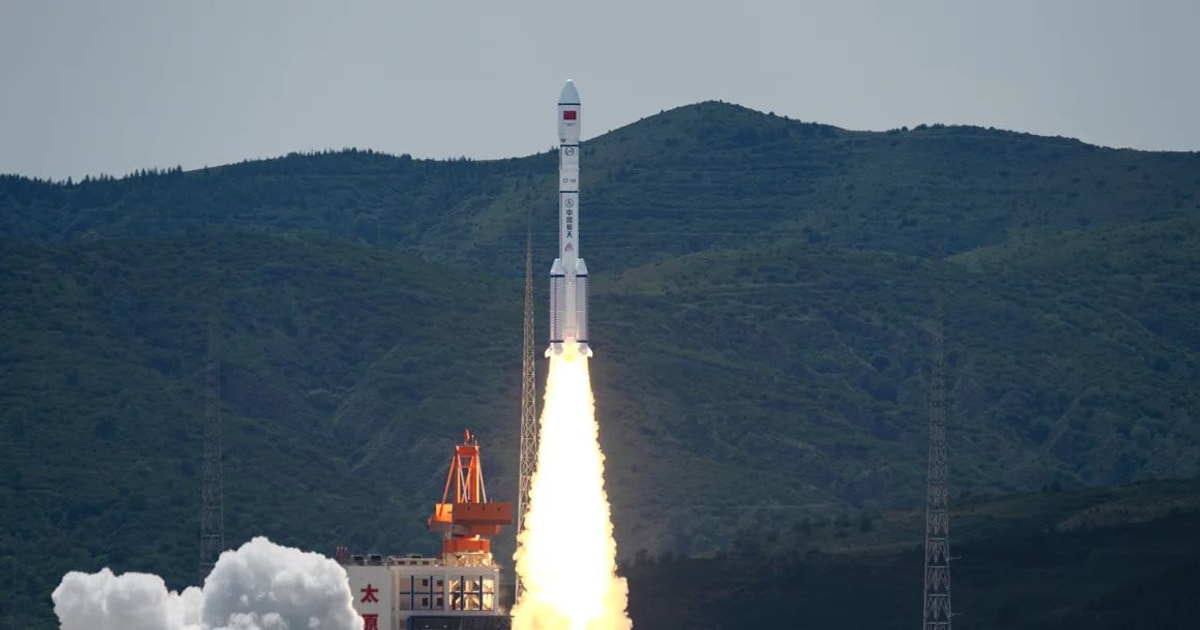 Trung Quốc phóng vệ tinh cạnh tranh với Starlink của SpaceX