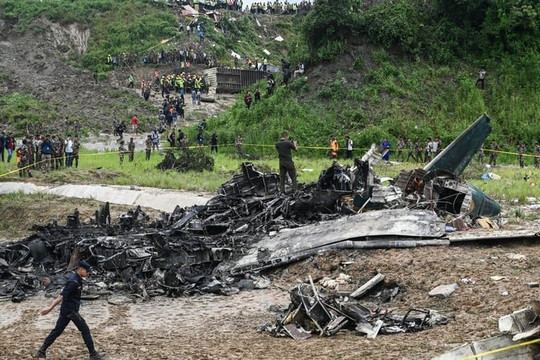 Máy bay ở Nepal gặp nạn khi cất cánh, 18 người thiệt mạng