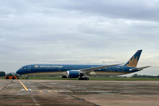 Vietnam Airlines về thêm tàu bay 787-10