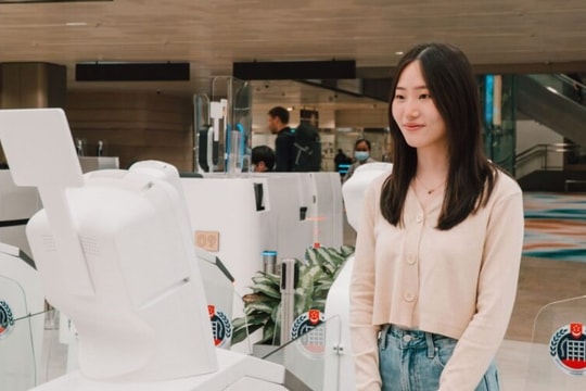 Sân bay Changi bỏ thủ tục hộ chiếu, nhập cảnh chỉ mất 10 giây