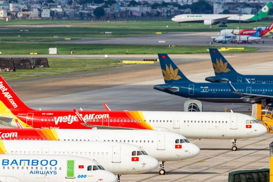 Tỷ lệ chậm chuyến tháng 10 bật tăng dù hàng không đang trong mùa thấp điểm