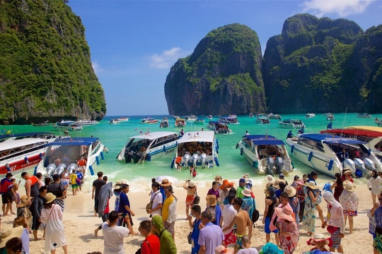 Du lịch năm 2024: Chi tiêu tăng nhanh hơn lượng khách