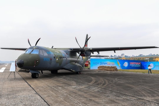 Việt Nam 'trình làng' dàn vũ khí hiện đại