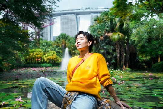 Singapore trong 'Cuối tuần (1825)' của Hoàng Dũng