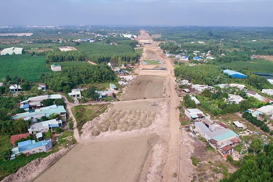 Đồng Nai tìm cách giải bài toán vật liệu xây dựng cho các dự án giao thông trọng điểm