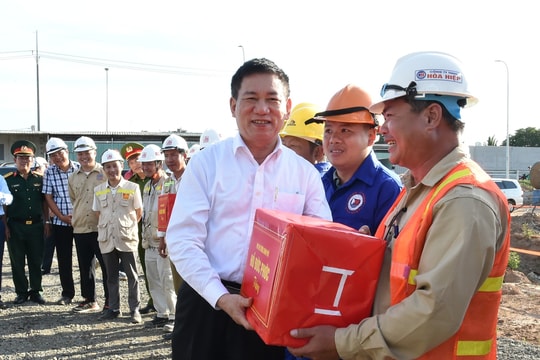 Phó Thủ tướng Hồ Đức Phớc thúc tiến độ các cao tốc kết nối sân bay Long Thành