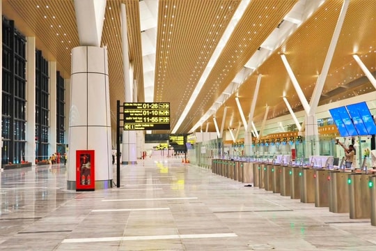 Đã khắc phục tình trạng 'mưa dột' tại nhà ga T3 Tân Sơn Nhất