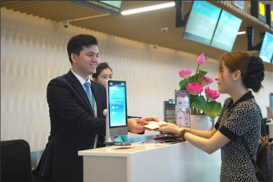 Vietnam Airlines hoãn việc chuyển mọi chuyến bay về ga T3 Tân Sơn Nhất