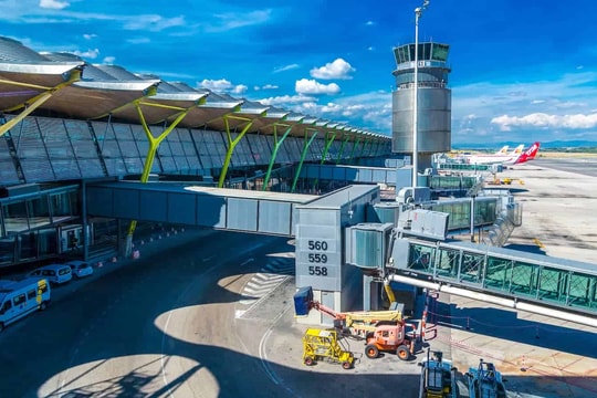 Các hãng bay có dồn chuyến, hủy chuyến bay vắng khách hay không?