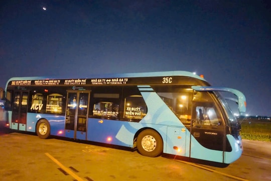 Tân Sơn Nhất triển khai xe buýt nội bộ miễn phí kết nối nhà ga T3 và T1