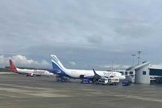 Ấn Độ đóng cửa khẩn cấp 32 sân bay