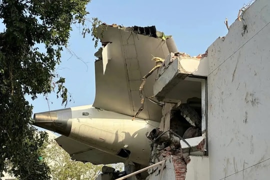 Video hành khách tố điều hòa hỏng, nút gọi không hoạt động trên chuyến bay định mệnh