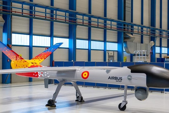 "Quái thú trinh sát" SIRTAP ra mắt tại Paris Air Show 2025