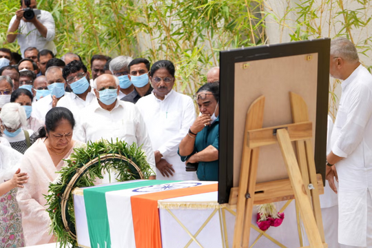 Mumbai tiễn đưa “người hùng bầu trời” Sabharwal