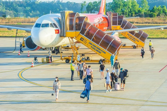 Diều lượn ở sân bay Pleiku, Công an tỉnh ra cảnh báo