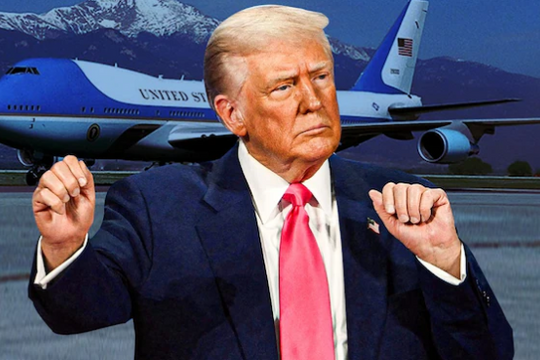 Tổng thống Trump và "cung điện bay" từ Qatar: Nước cờ quyền lực trên bầu trời Mỹ