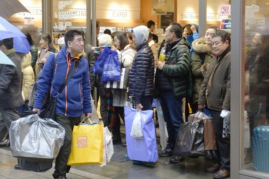 Không còn tour đoàn, người Trung Quốc du lịch Nhật kiểu mới