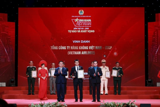 Vietnam Airlines được vinh danh tại “Vinh quang Việt Nam 2025”