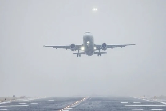 Ảnh hưởng bão Dasas, nhiều chuyến bay đến Cao Hùng phải thay đổi