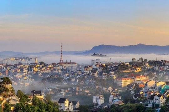 Đà Lạt góp mặt trong Top 5 điểm đến tiết kiệm hàng đầu châu Á mùa hè 2025