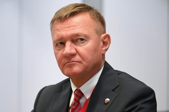 Cái chết bí ẩn của Cựu Bộ trưởng Giao thông Nga và cú sốc hàng không