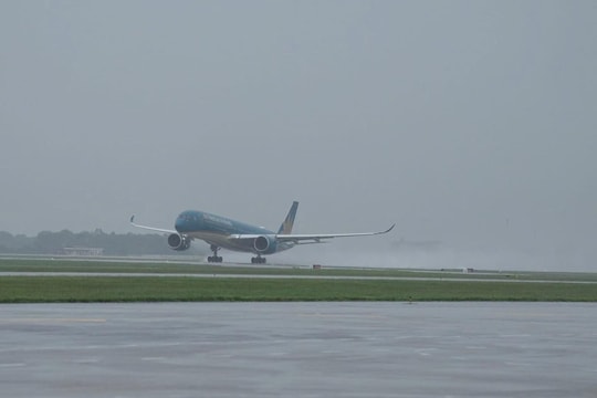 Loạt chuyến bay không thể hạ cánh, hàng không ra công điện khẩn ứng phó bão số 3