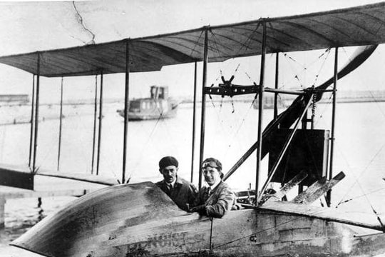 Điều đặc biệt ở tuyến bay thương mại đầu tiên trên thế giới